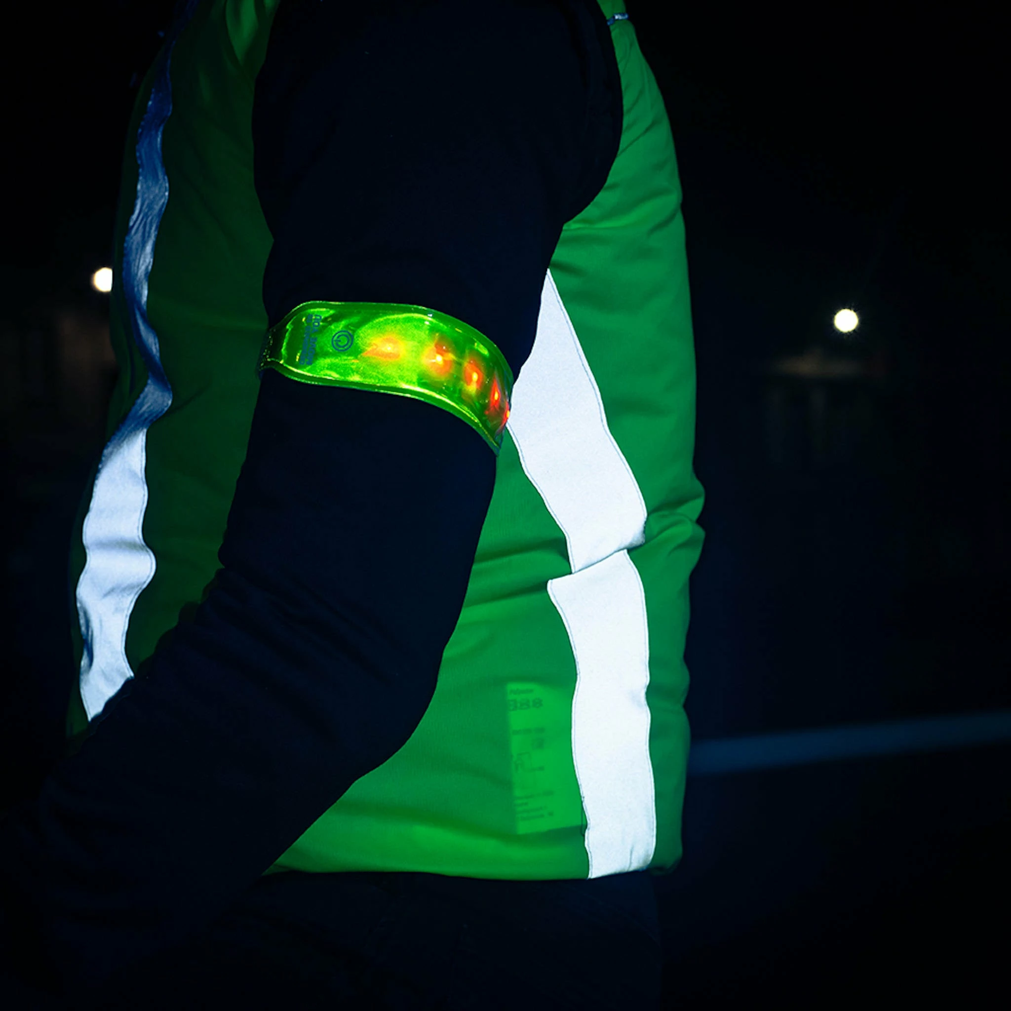 Brassard Lumineux De Sécurité Pour Cycliste Avec 5 LED Rouges Wowow – Image 2