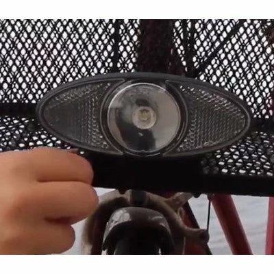 Feu Avant Sans Piles Sur Panier Vélo Reelight Nova – Image 4