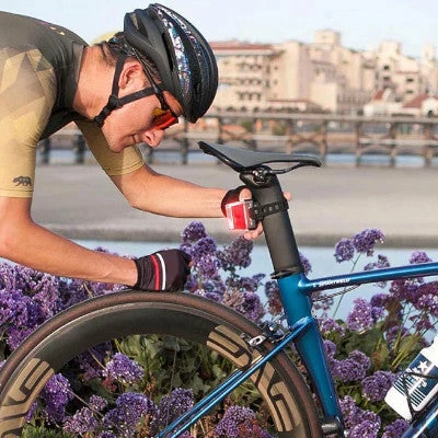 Feu Vélo Arrière USB Sur Tige De Selle Sentry Aero 260 NiteRider – Image 4