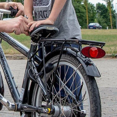 Feu Vélo Sans Piles Reelight Nova Sur Porte-bagages Arrière – Image 2